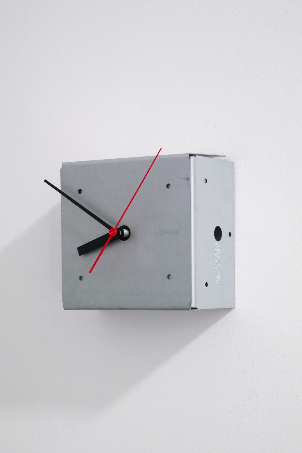 Post base wall clock