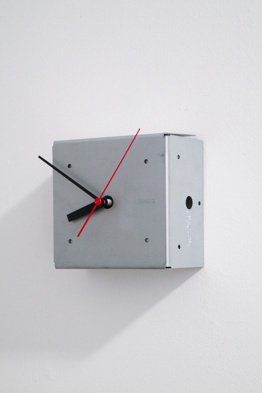 Post base wall clock