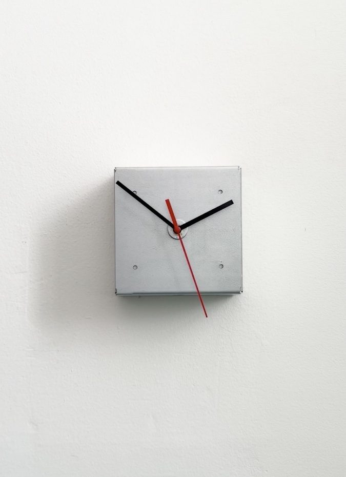 Post base wall clock