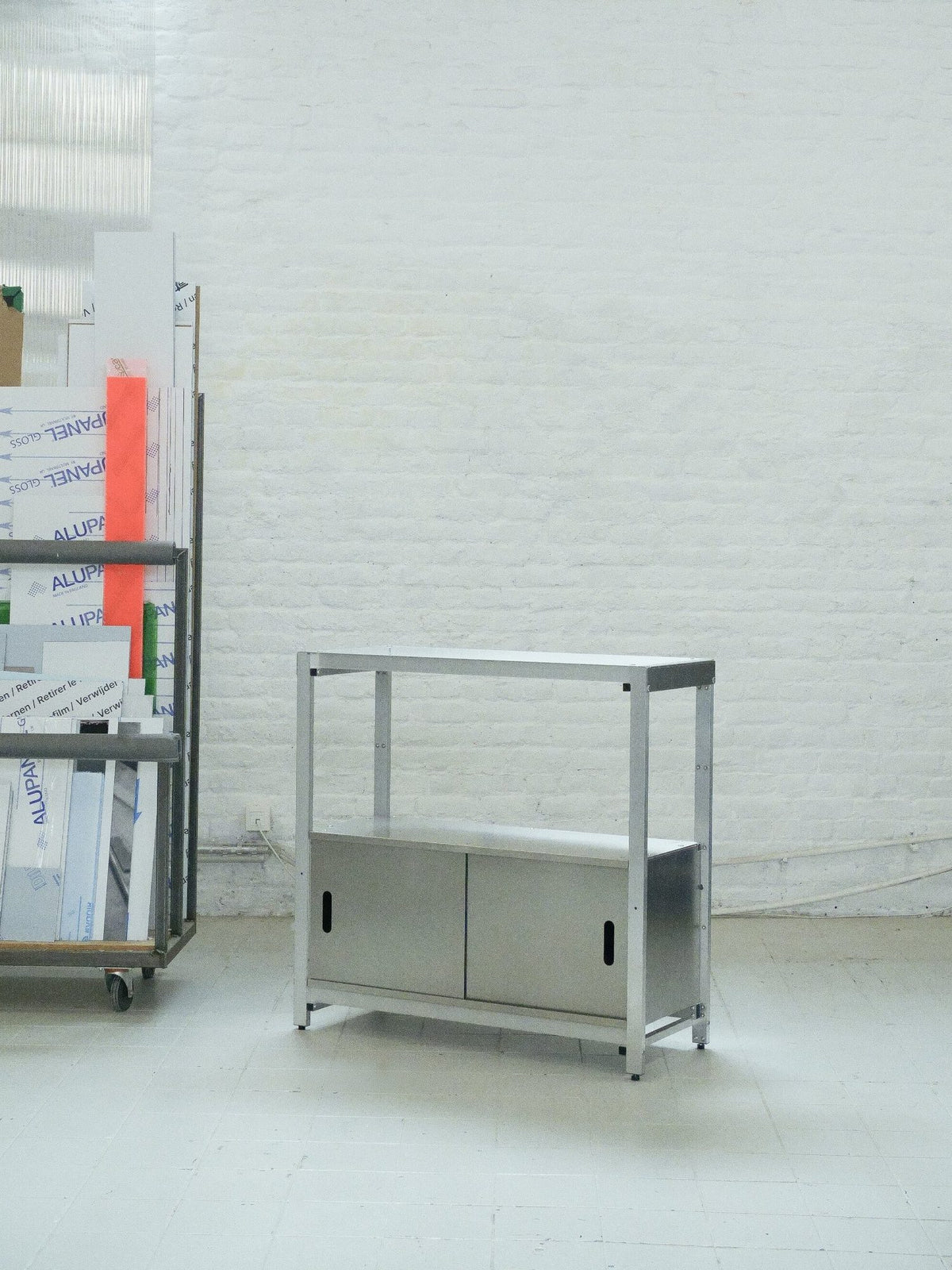 Single Cabinet