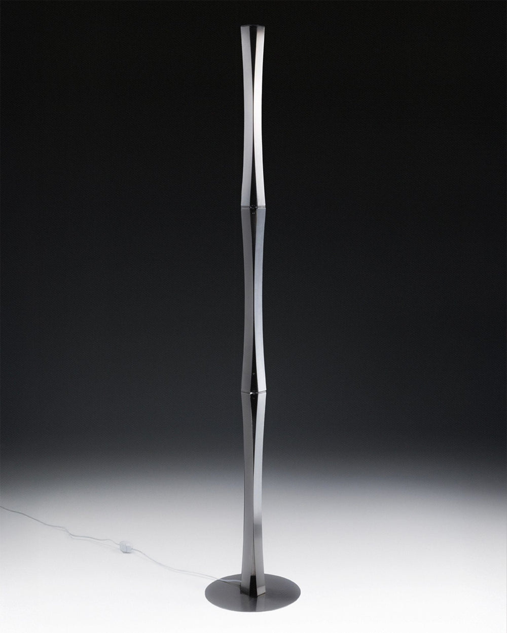 Mo_&_A Bamboo Floor Lamp
